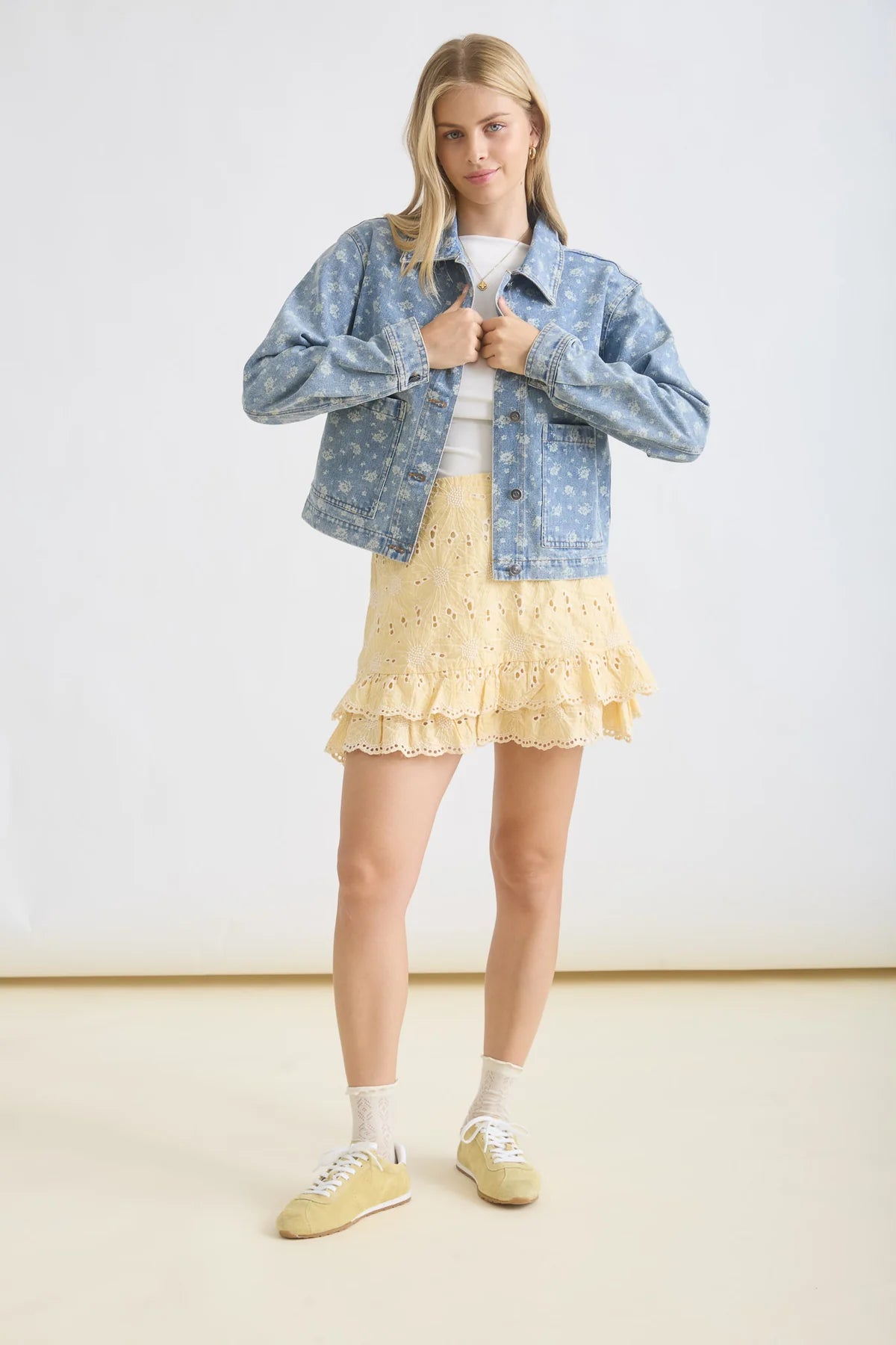 Floral Washed Denim Collared Button Down Jacket