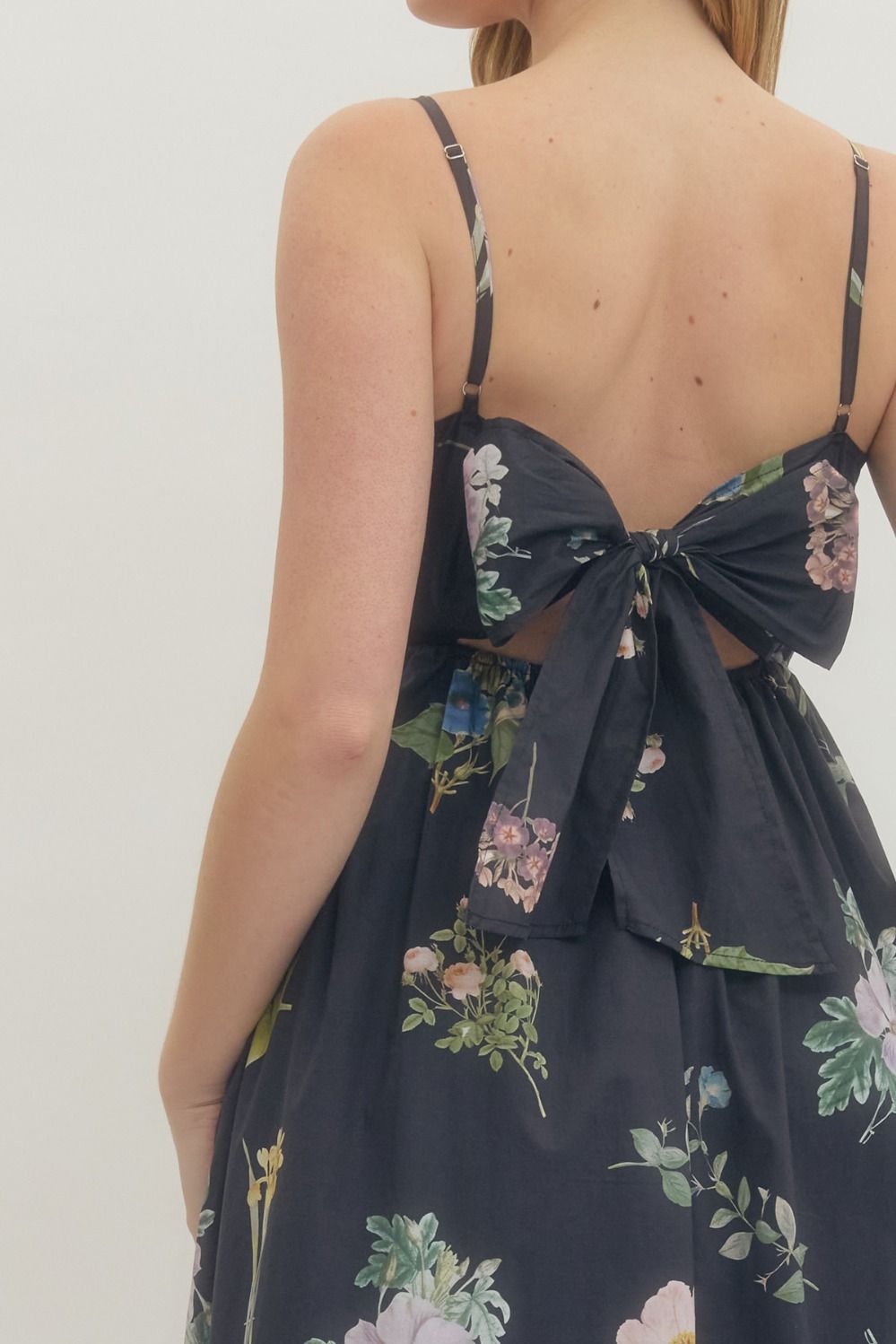 Scallop Neckline Bow Back Midi Dress