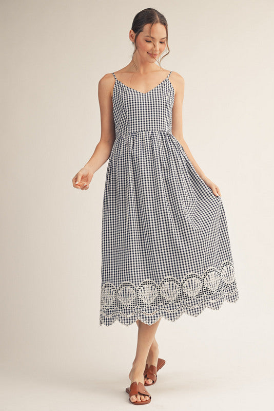 Seashell Detail Gingham Midi Dress