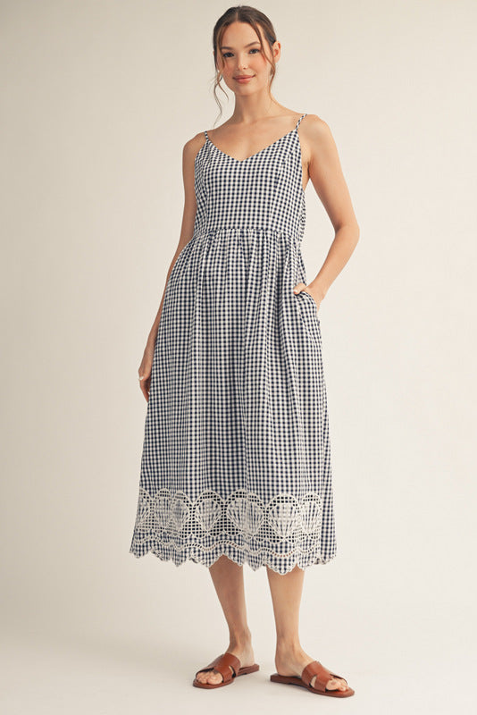 Seashell Detail Gingham Midi Dress