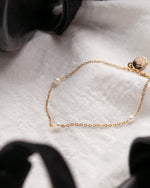 FRISCO | GOLD DELICATE PEARL ANKLET