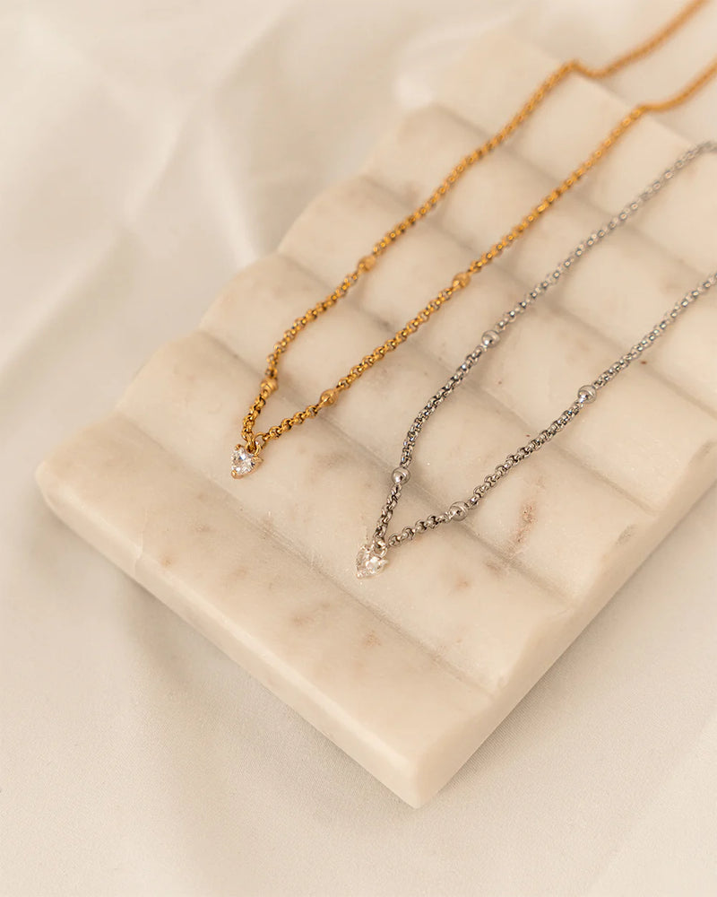 LUVO | GOLD CHAIN AND CRYSTAL HEART NECKLACE
