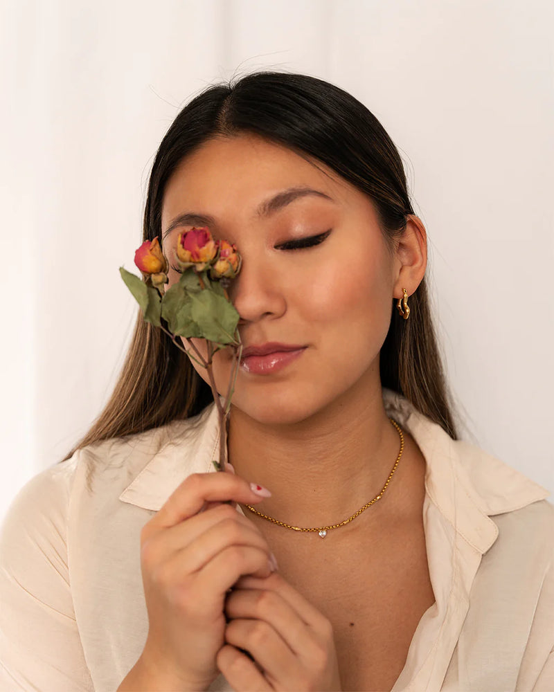 LUVO | GOLD CHAIN AND CRYSTAL HEART NECKLACE