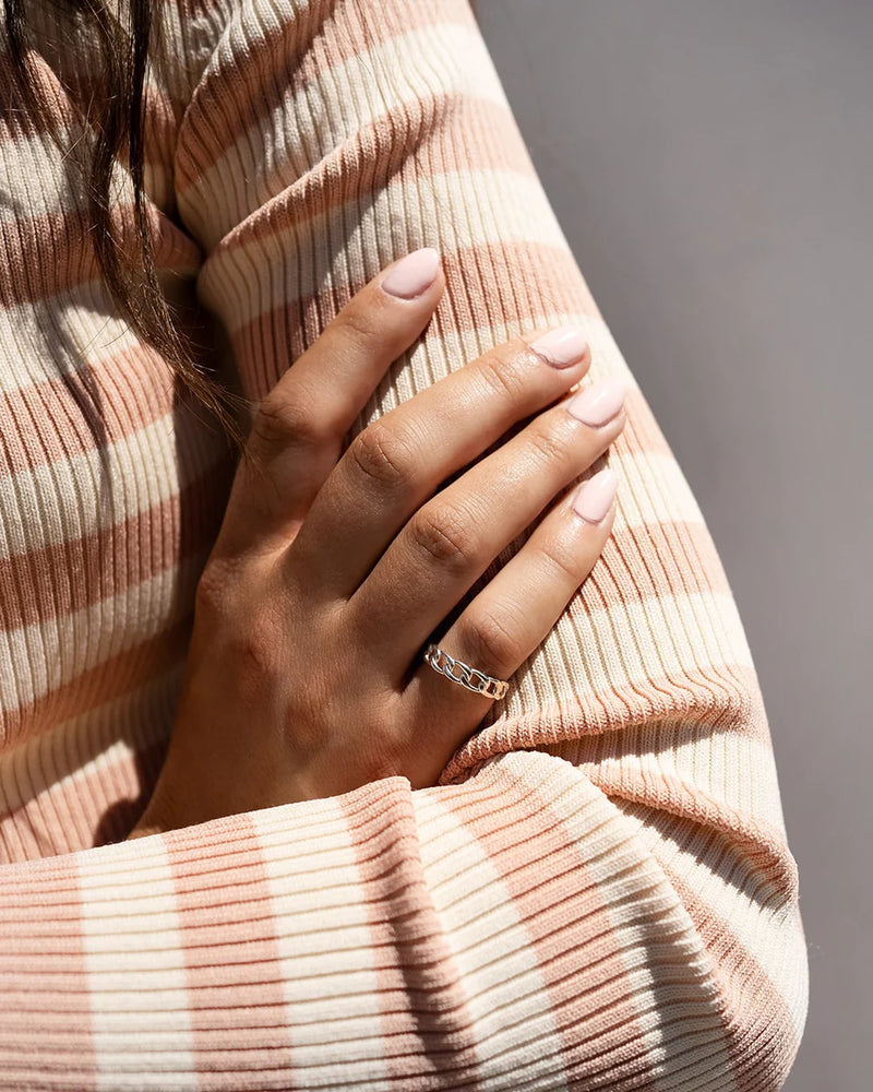 SHANE | STERLING SILVER LINK CHAIN RING