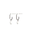 ZETA | SILVER PEARL HOOP EARRINGS