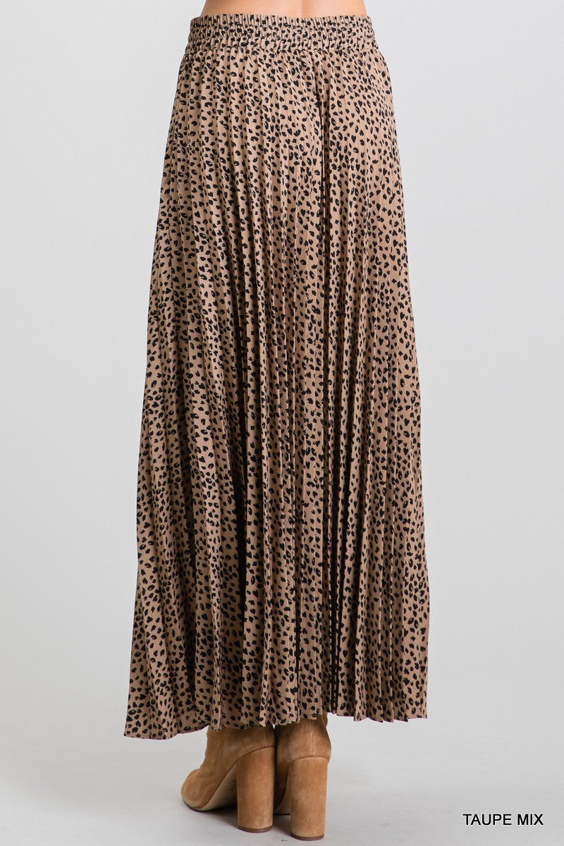 Know one cares hotsell leopard print maxi skirt