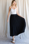 Solid Pleated Midi Skirt (Black - Plus Size)