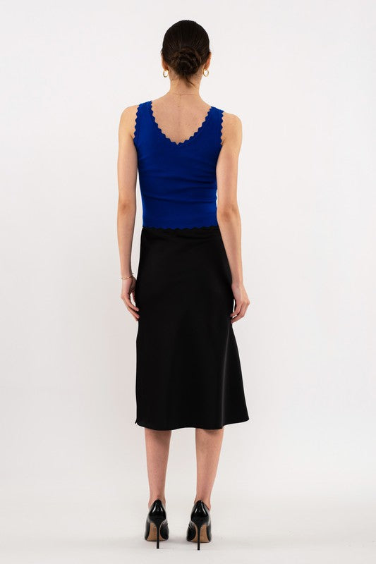 Scallop Edge Sleeveless Knit Top (Royal Blue)