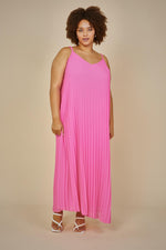 Sleeveless Pleated Maxi Dress (Plus Size)