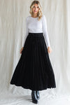 Elastic Waist Velvet Maxi Skirt (Black)