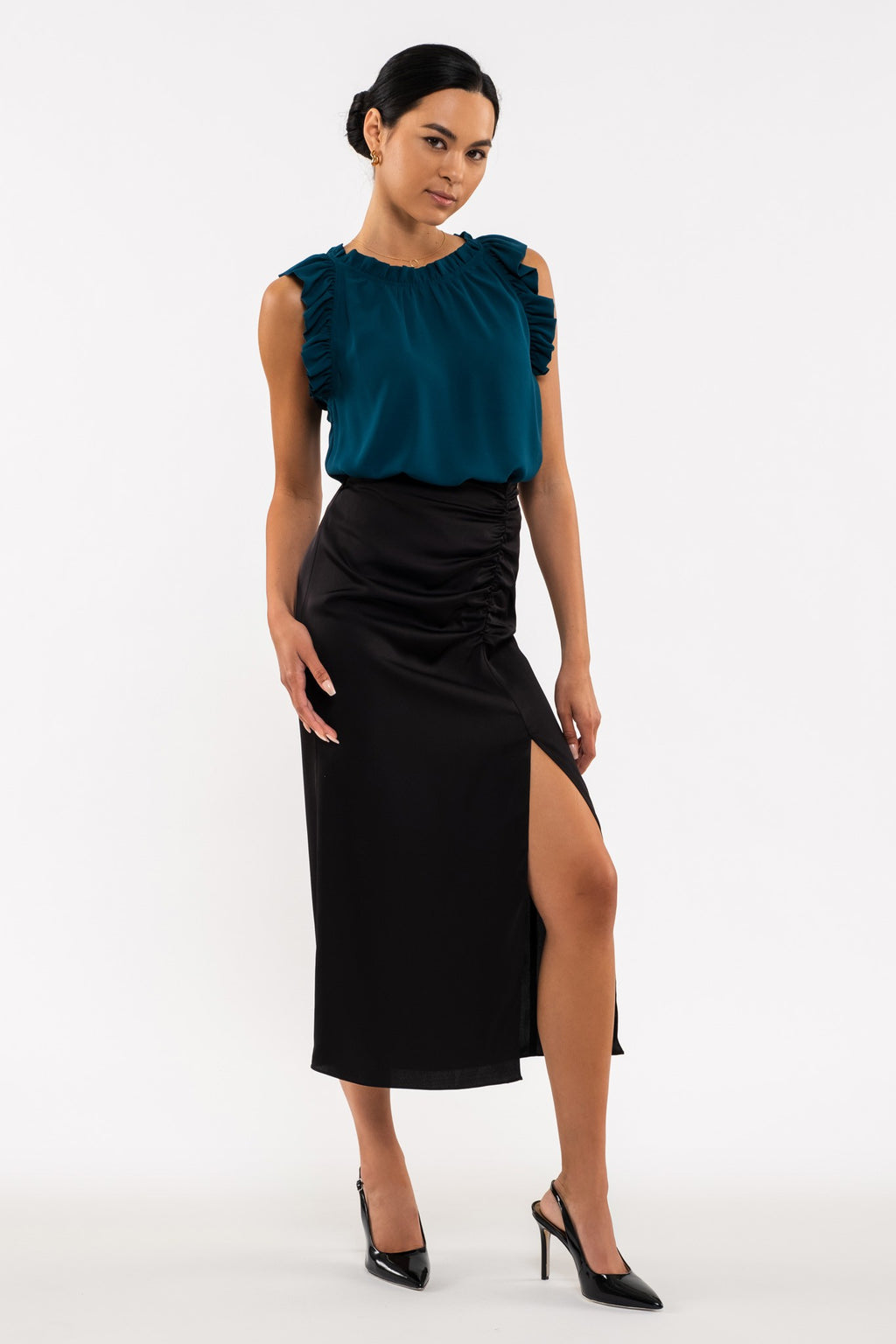 Sleeveless Ruffle Hem Woven Top (Teal)