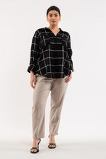 Grid Print Button Front Blouse (Plus Size - Black)