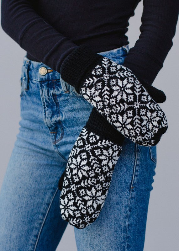 Black & White Snowflake Mittens