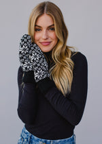 Black & White Snowflake Mittens