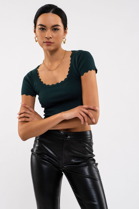 Scallop Edge Knit Top (Hunter Green)