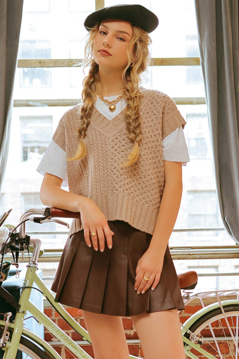 Contrast Knit Sweater Vest