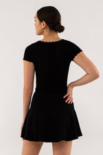 Scallop Hem Knit Top (Black)