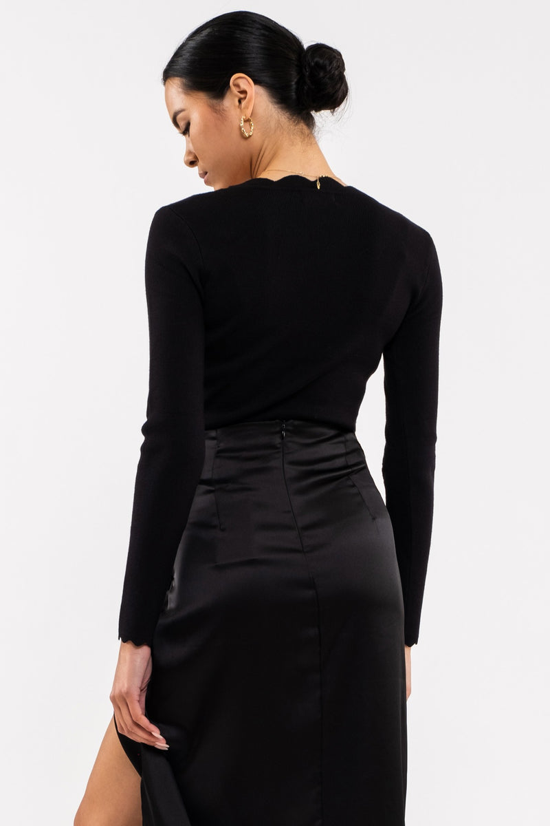 Scallop Detail Button Front Cardigan (Black)