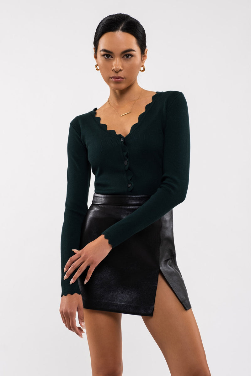 Scallop Detail Button Front Cardigan (Hunter Green)