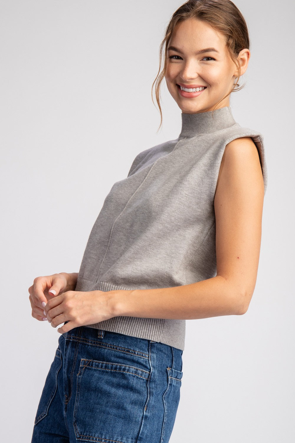 Sleeveless mock turtleneck sweater hotsell