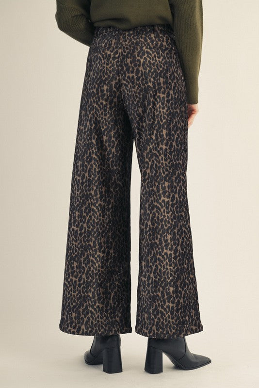 Wide Leg Brushed Fabric Front Pocket Leopard Print Pants