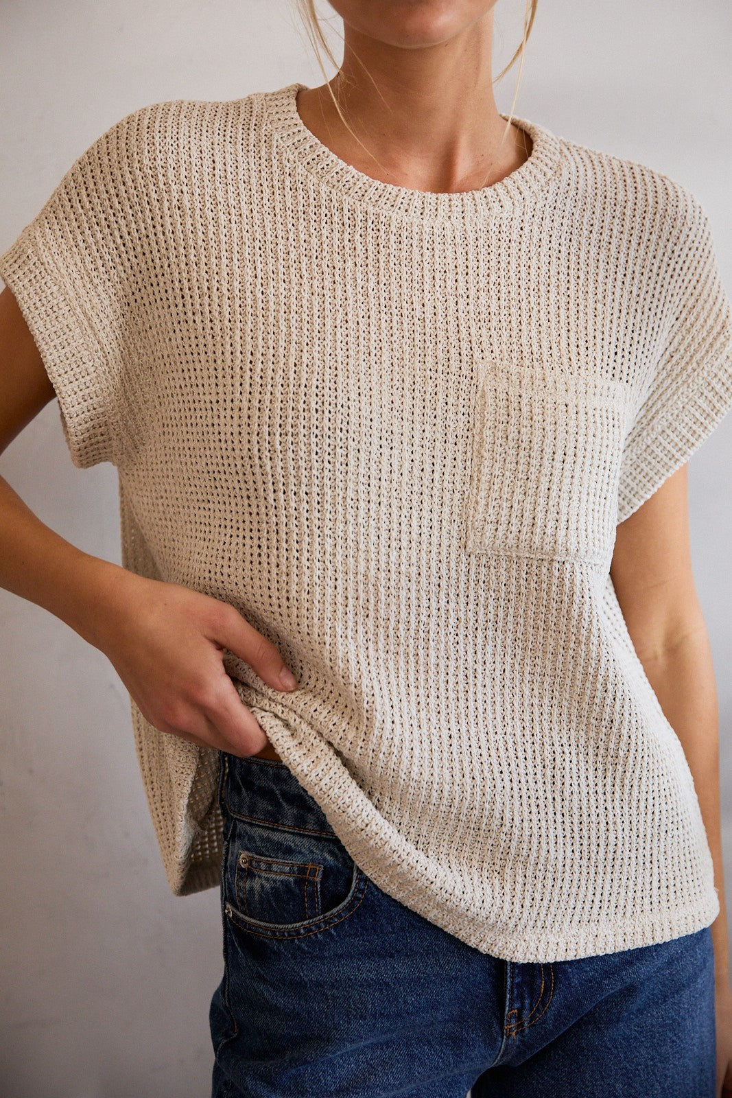 Crew Neck Cuffed Short Sleeve Knit Top
