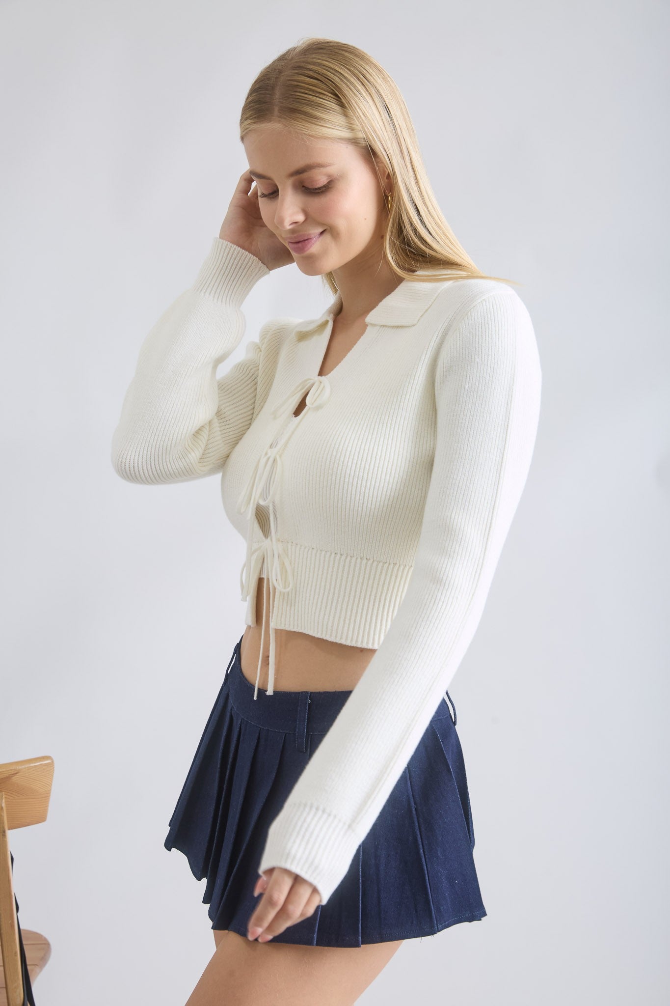 Collared Front Tie Cropped Cardigan (Ivory)