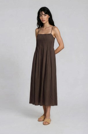 Pintuck Detail Spaghetti Strap Midi Dress (Dark Brown)