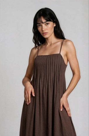 Pintuck Detail Spaghetti Strap Midi Dress (Dark Brown)