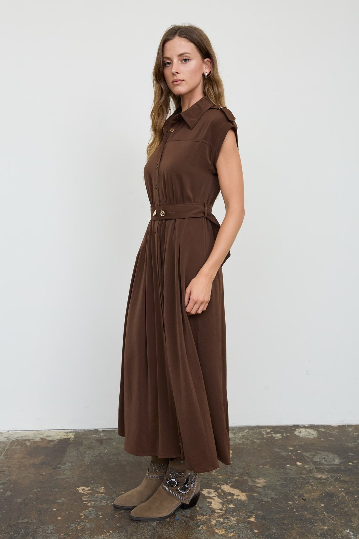 Collared Tab Shoulder Belted Midi Dress (Brown)