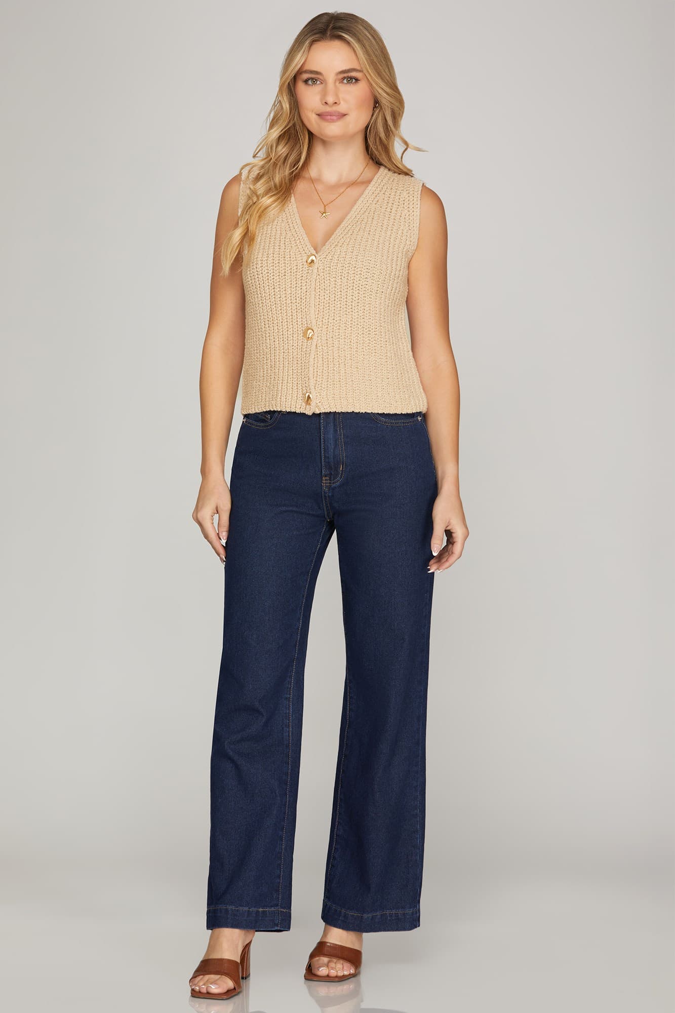 Shell Button Sweater Vest