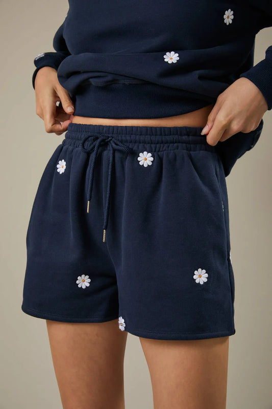 Fleece Lined Daisy Embroidered Elastic Waist Shorts