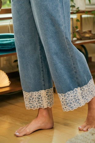 Flower Lace Trim Elastic Waist Denim Pants