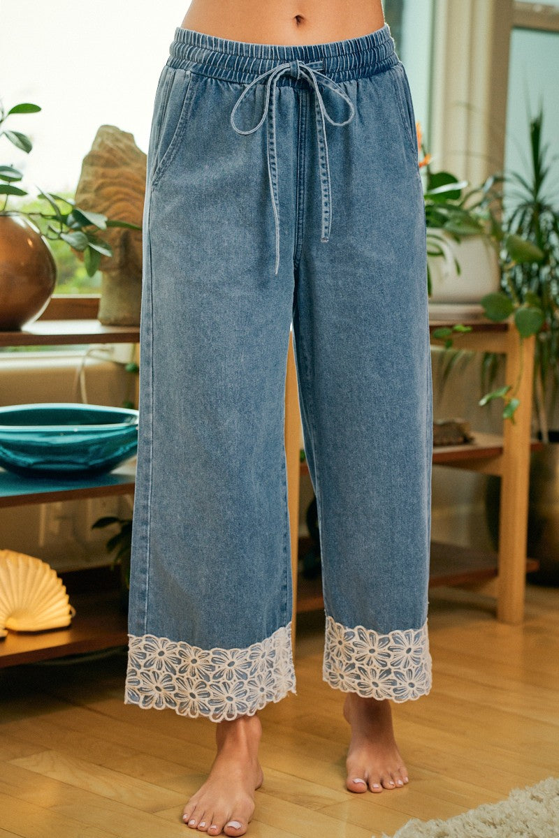 Flower Lace Trim Elastic Waist Denim Pants