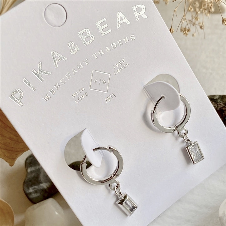 "Cheshire" Baguette Gem Charm Hugger Hoop (Silver)