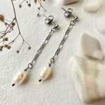 "Desdemona" Flat Link Patterned Chain and Freshwater Pearl Earrings (Gold or Silver)