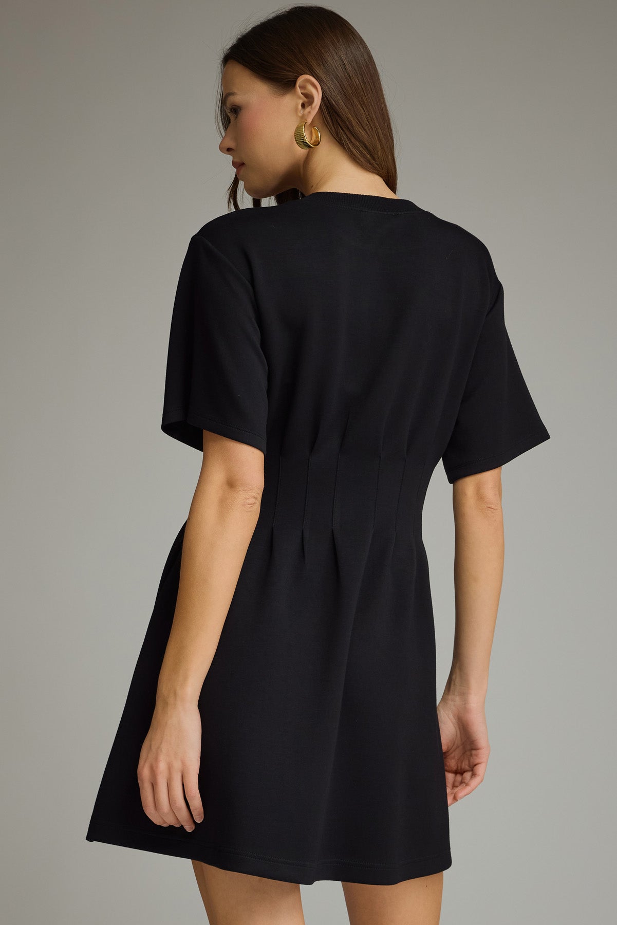 Short Sleeve Pintuck Dress w/ Pockets