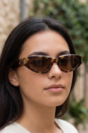 Slim Angular Sunglasses (4 Colors)