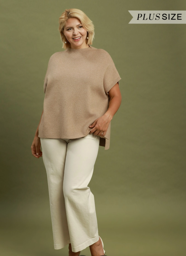 Mock Neck Short Sleeve Sweater (XL - 2X)