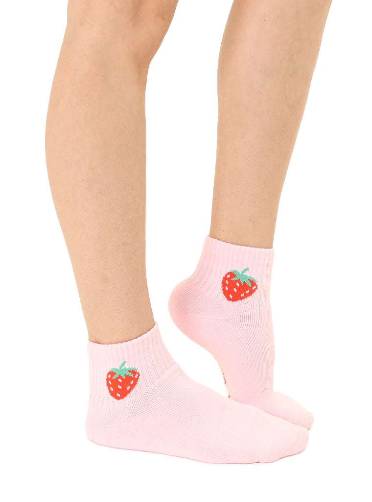 "Strawberry" Unisex Classic Ankle Socks