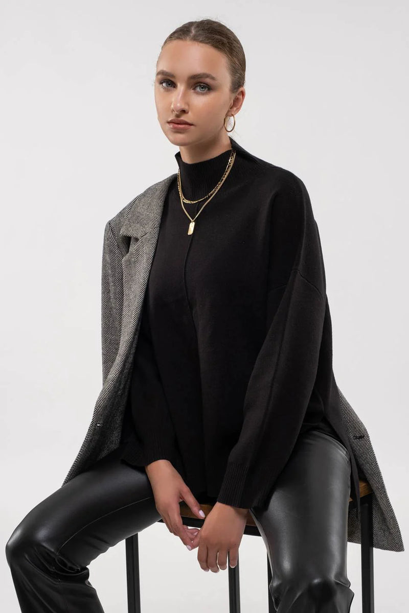 Solid Mock Neck Seam Front Knit Sweater (Black)