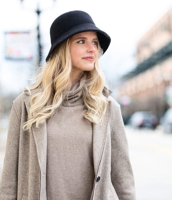 Cloche Hat (Black)