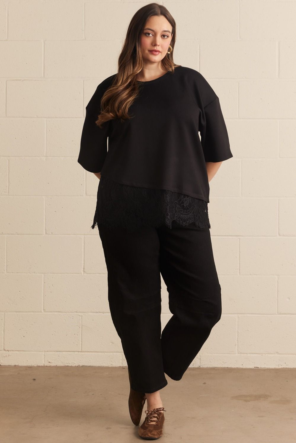 Lace Trim Short Sleeve Top (XL - 2X)