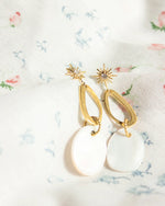 MILKY | GOLD STARBURST PENDANT EARRINGS