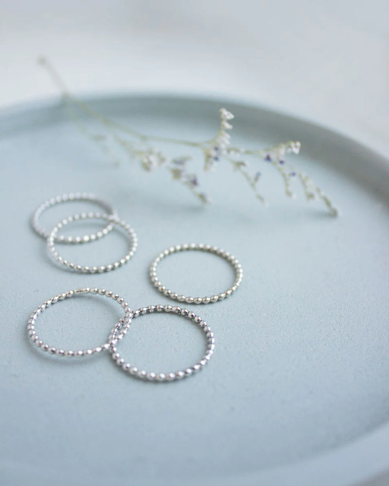 PERLU | STERLING SILVER BEADED RING