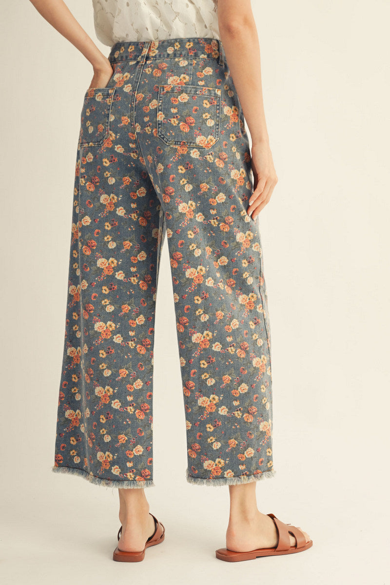 Frayed Hem Wide Leg Floral Print Jeans