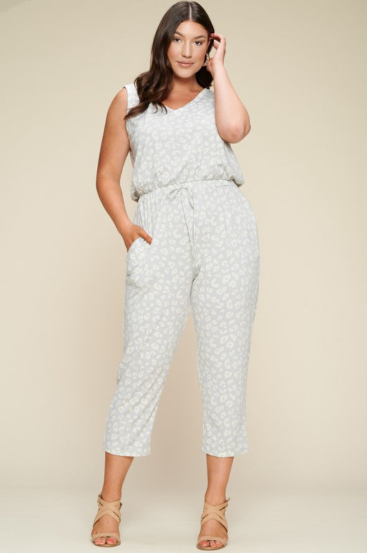 Sleeveless Animal Print Jumpsuit (Plus Size)
