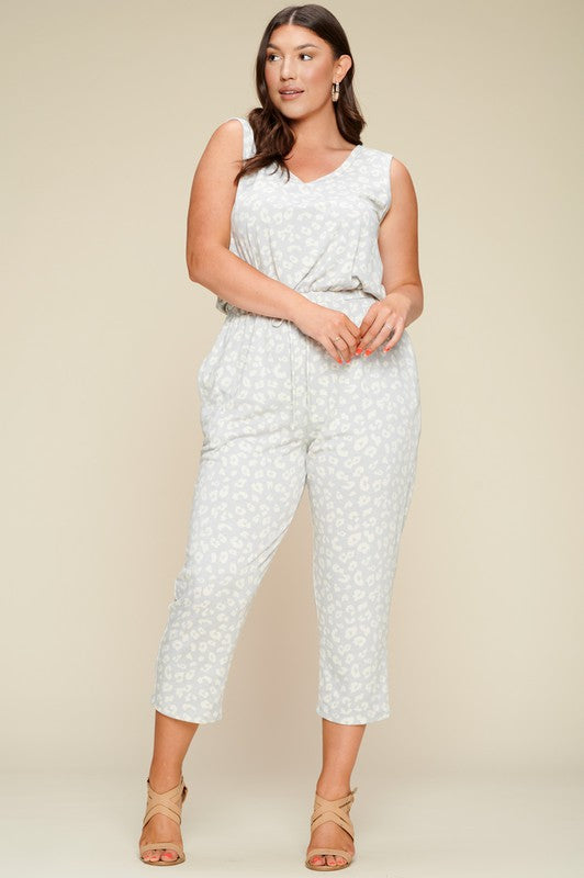 Sleeveless Animal Print Jumpsuit (Plus Size)