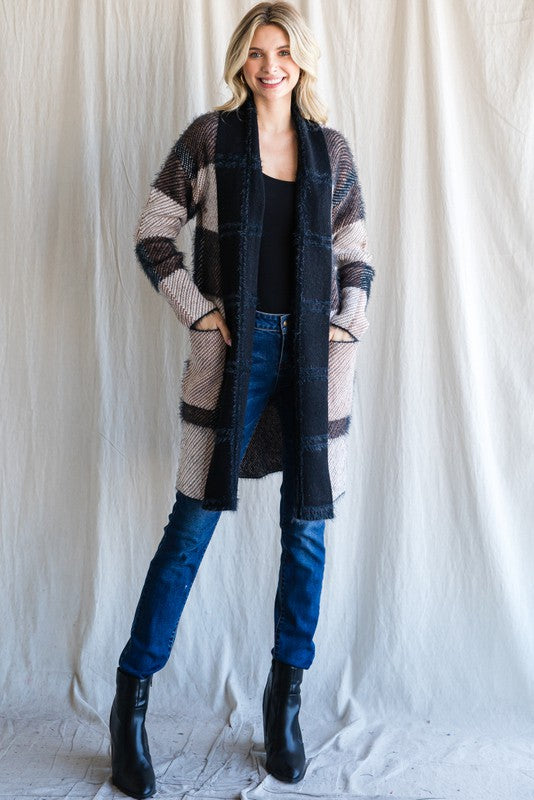 Checkered Fold Over Collar Knit Cardigan