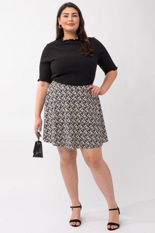 Geo Print Mini Skirt (Plus Size)